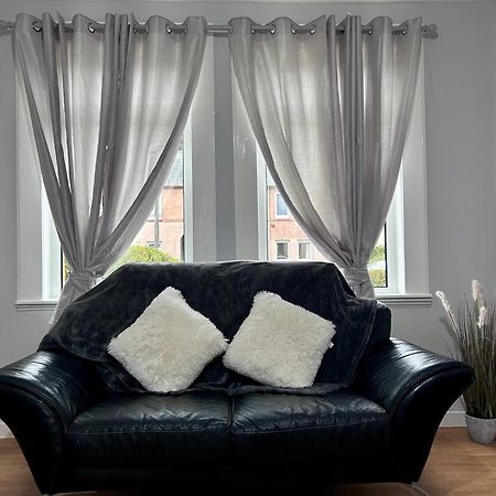 Urban Oasis:Perfect Stay In City Единбург Екстериор снимка